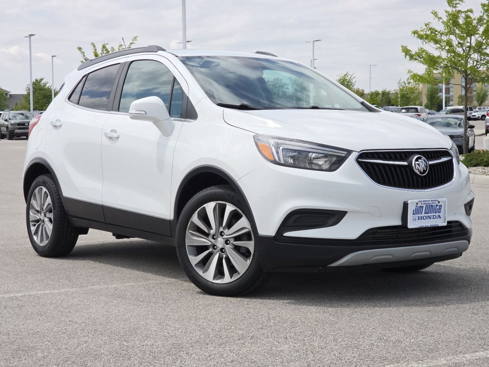 Used 2019 Buick Encore Preferred FWD image 2