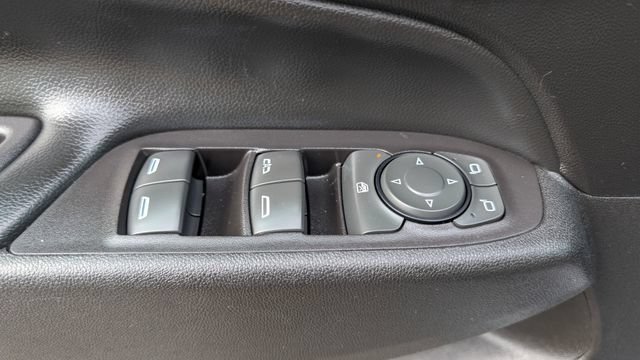 Used 2019 Chevrolet Equinox LT AWD/4WD image 17
