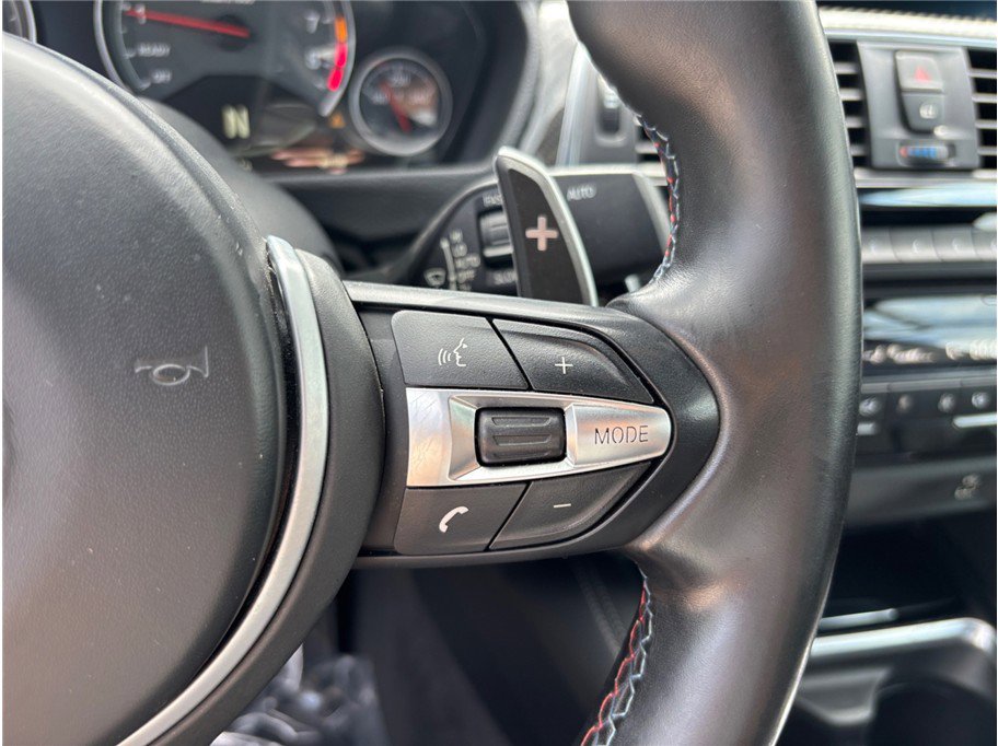 Used 2020 BMW M4 Convertible w/ Competition Package image 31