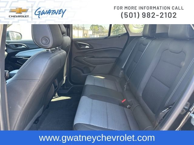 Used 2025 Chevrolet Trax LT w/ LT Convenience Package image 21