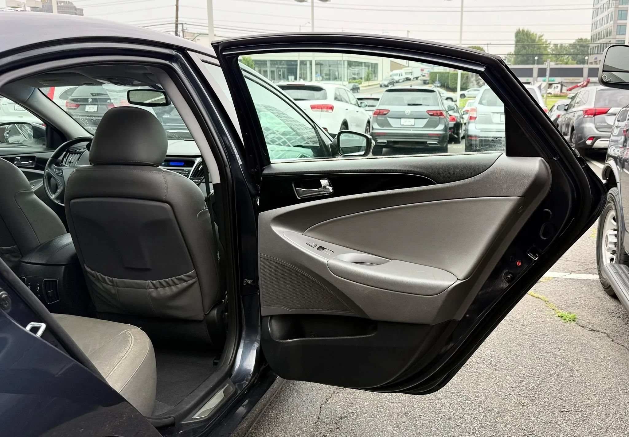 Used 2013 Hyundai Sonata Limited FWD image 29