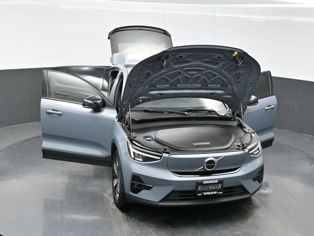 Used 2023 Volvo C40 P8 Recharge Plus image 37