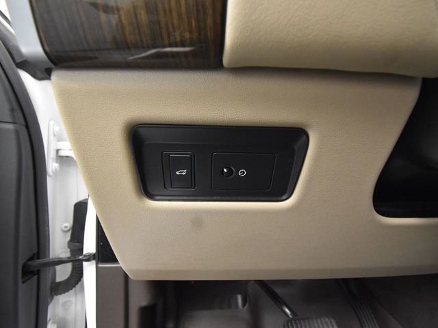 Used 2016 Land Rover Range Rover Sport HSE image 29