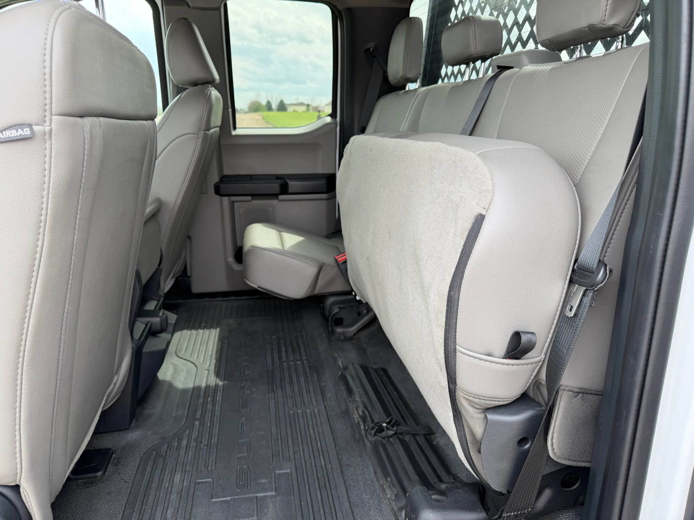 Used 2022 Ford F350 XL w/ Power Equipment Group image 18