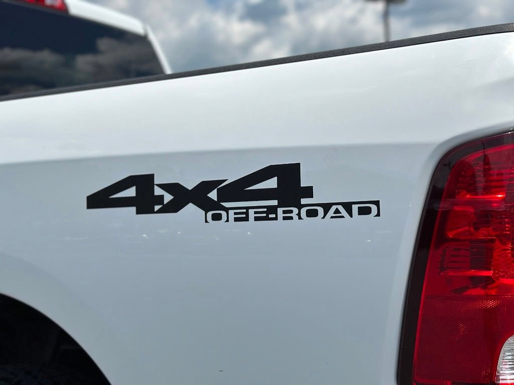 Used 2021 RAM 1500 Classic SLT AWD/4WD image 41