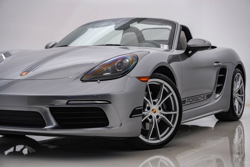 Used 2024 Porsche 718 Boxster RWD video 2