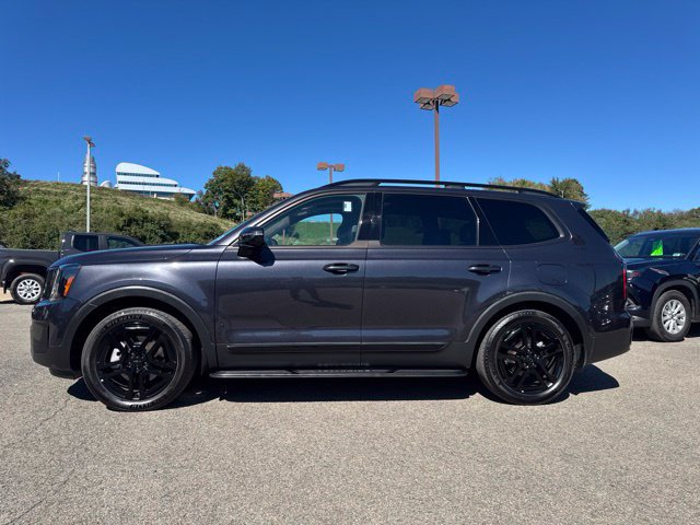 Used 2025 Kia Telluride SX Prestige X-Line AWD/4WD image 3