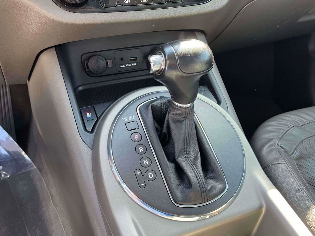 Used 2013 Kia Sportage EX w/ EX Premium Pkg image 23