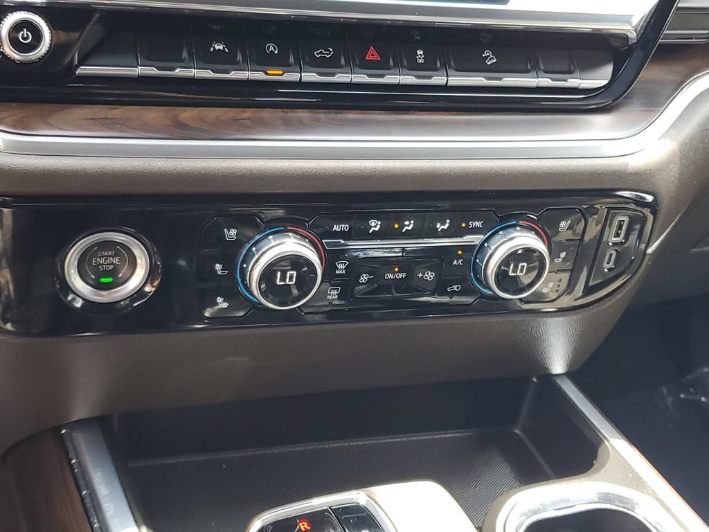 Used 2023 GMC Sierra 1500 SLT w/ SLT Premium Package AWD/4WD image 19