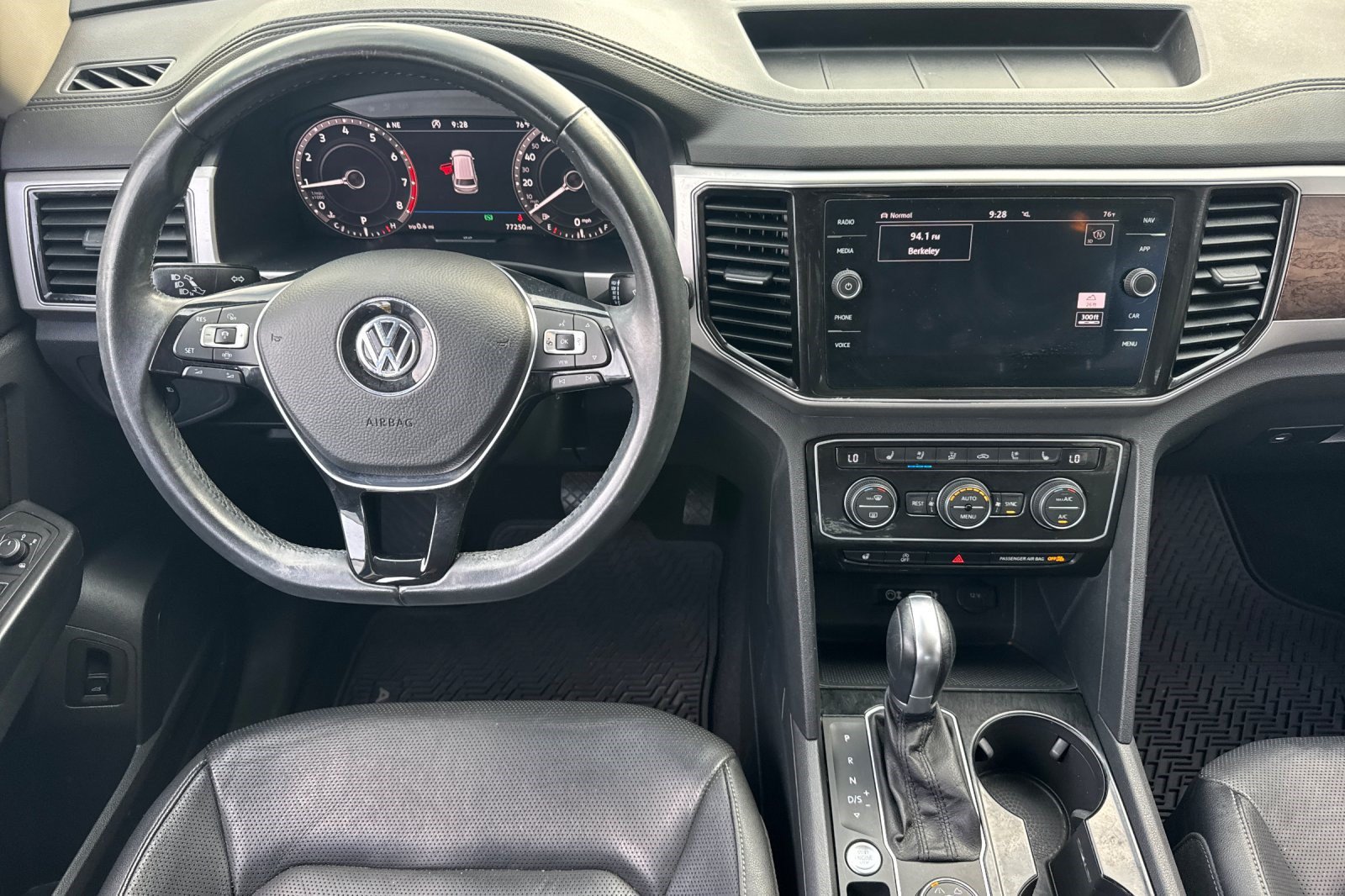 Used 2019 Volkswagen Atlas SEL Premium AWD/4WD image 30