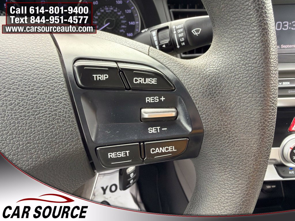 Used 2019 Hyundai Elantra SE FWD image 8