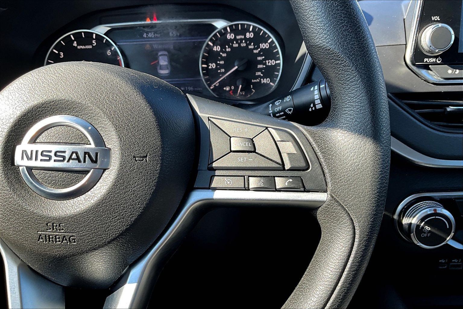 Used 2022 Nissan Altima 2.5 SV FWD image 11