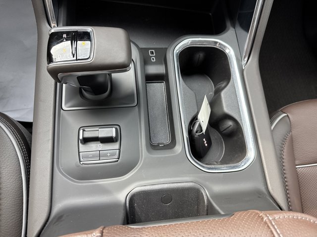 Used 2024 GMC Sierra 1500 Denali w/ Technology Package image 23