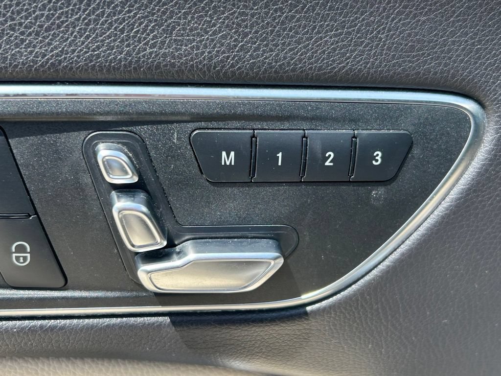 Used 2018 Mercedes-Benz CLA 250 4MATIC image 23
