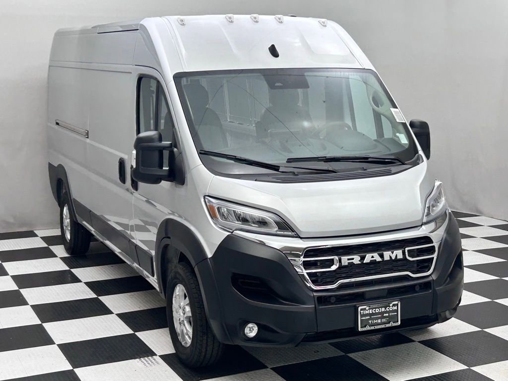New 2026 RAM ProMaster 3500 w/ Quick Order Package 22G SLT image 2