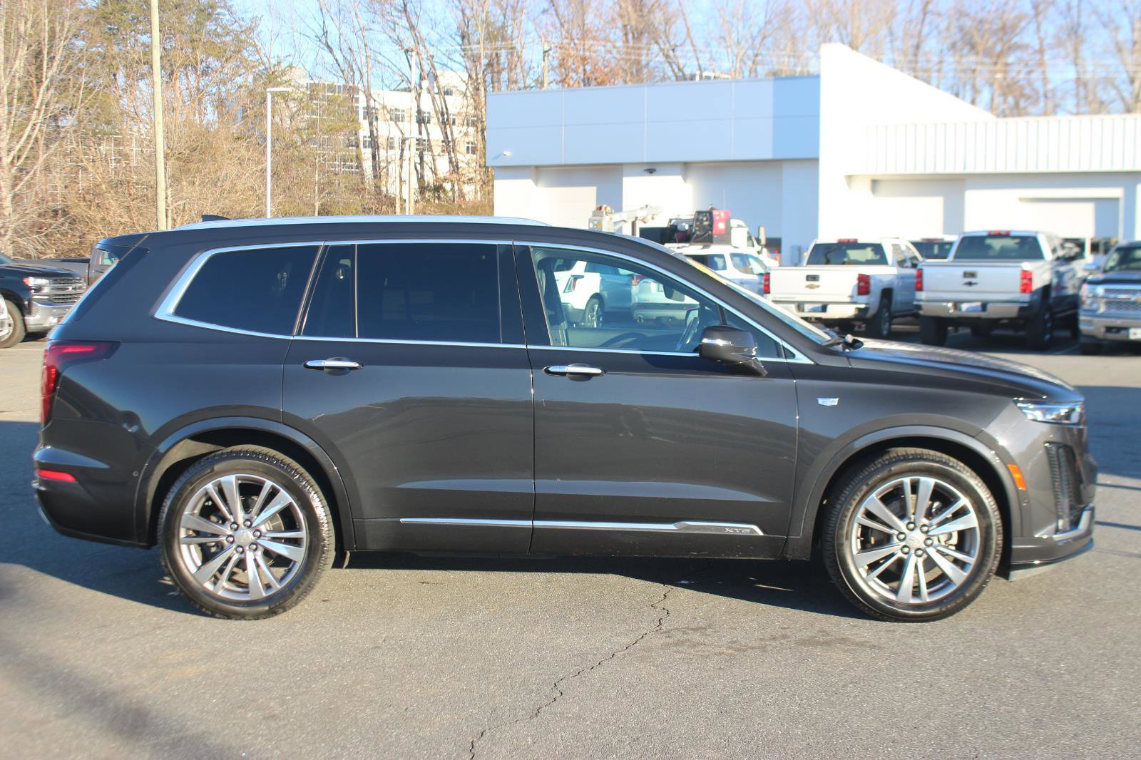 Used 2020 Cadillac XT6 Premium Luxury w/ Platinum Package image 8