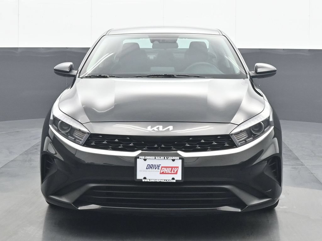 Used 2023 Kia Forte LXS FWD video 1
