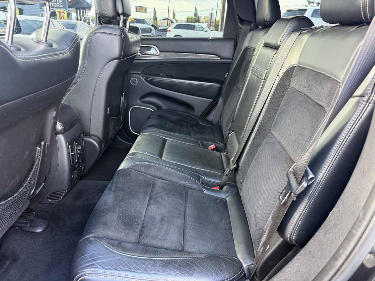 Used 2014 Jeep Grand Cherokee SRT8 w/ Luxury Group II AWD/4WD image 12