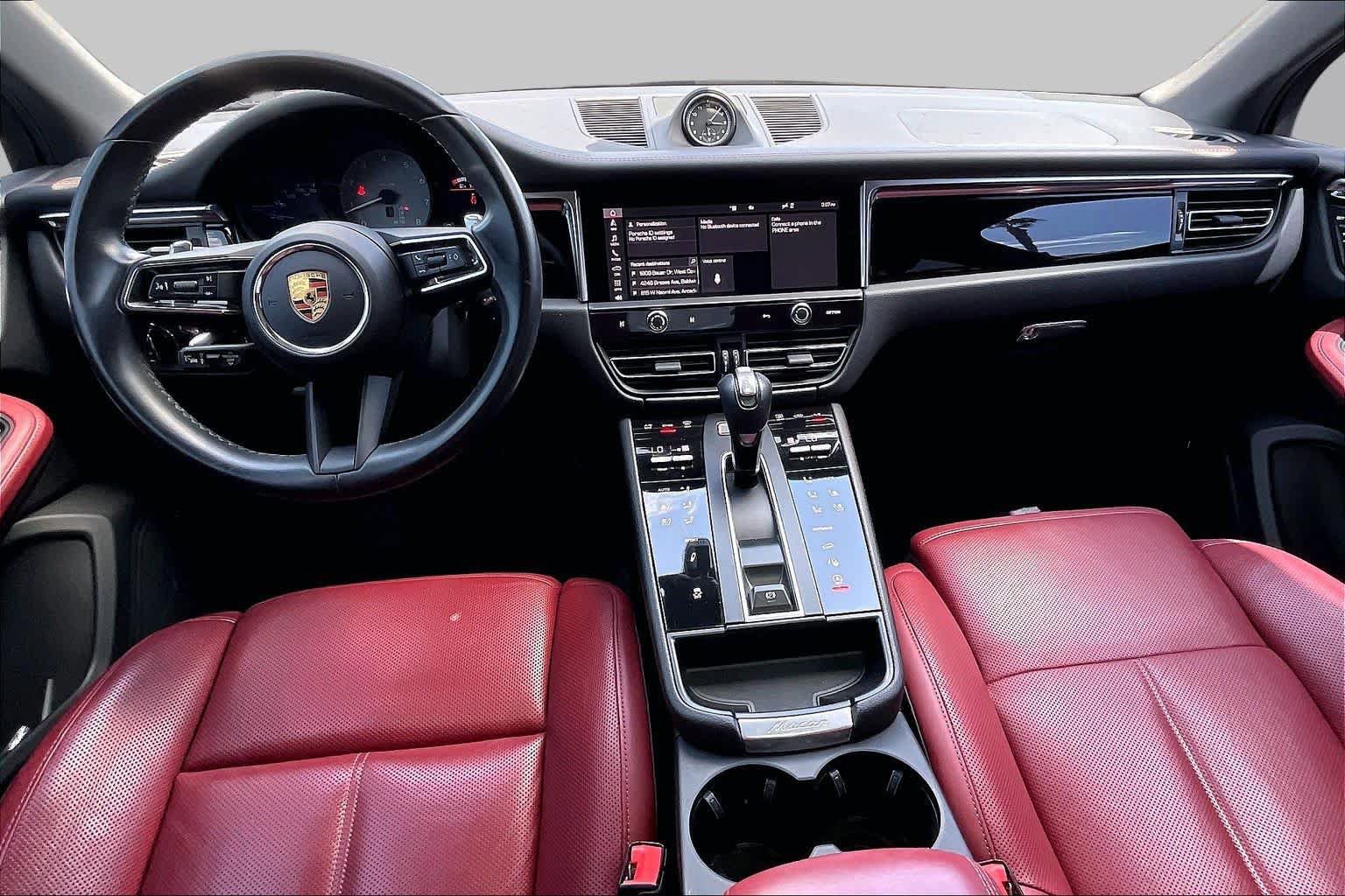 Used 2023 Porsche Macan S AWD/4WD image 14