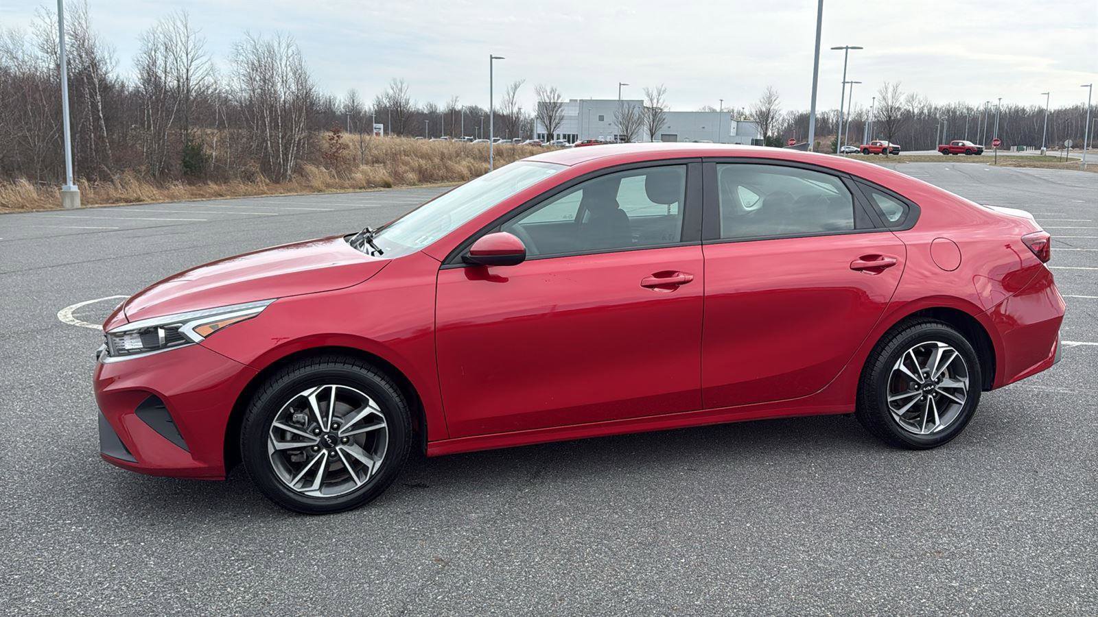 Used 2024 Kia Forte LXS image 11