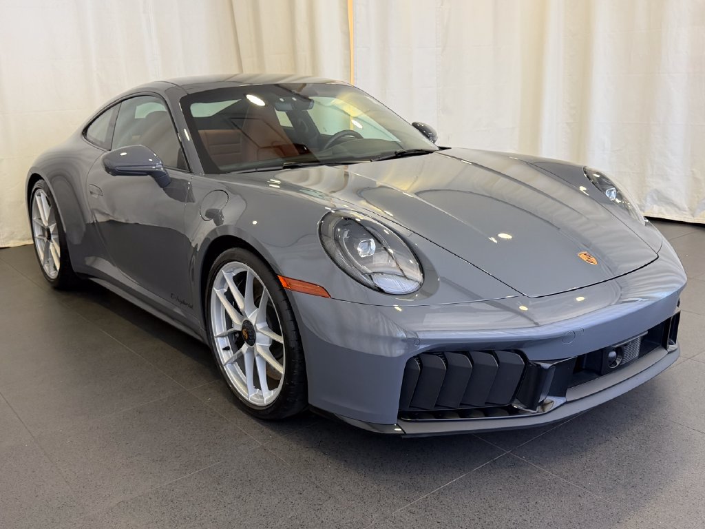 Certified 2026 Porsche 911 Carrera GTS RWD image 7