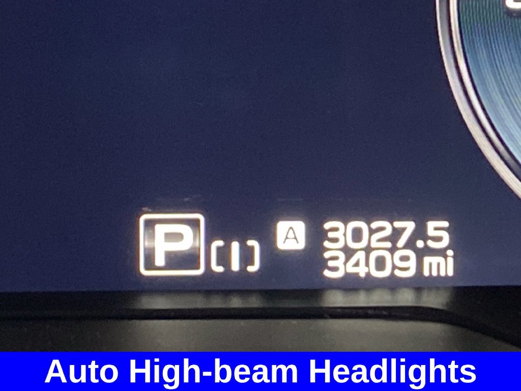 Used 2025 Subaru Forester Limited AWD/4WD image 23