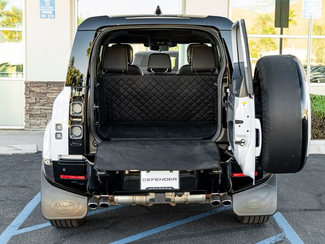 Certified 2023 Land Rover Defender 110 V8 AWD/4WD image 23