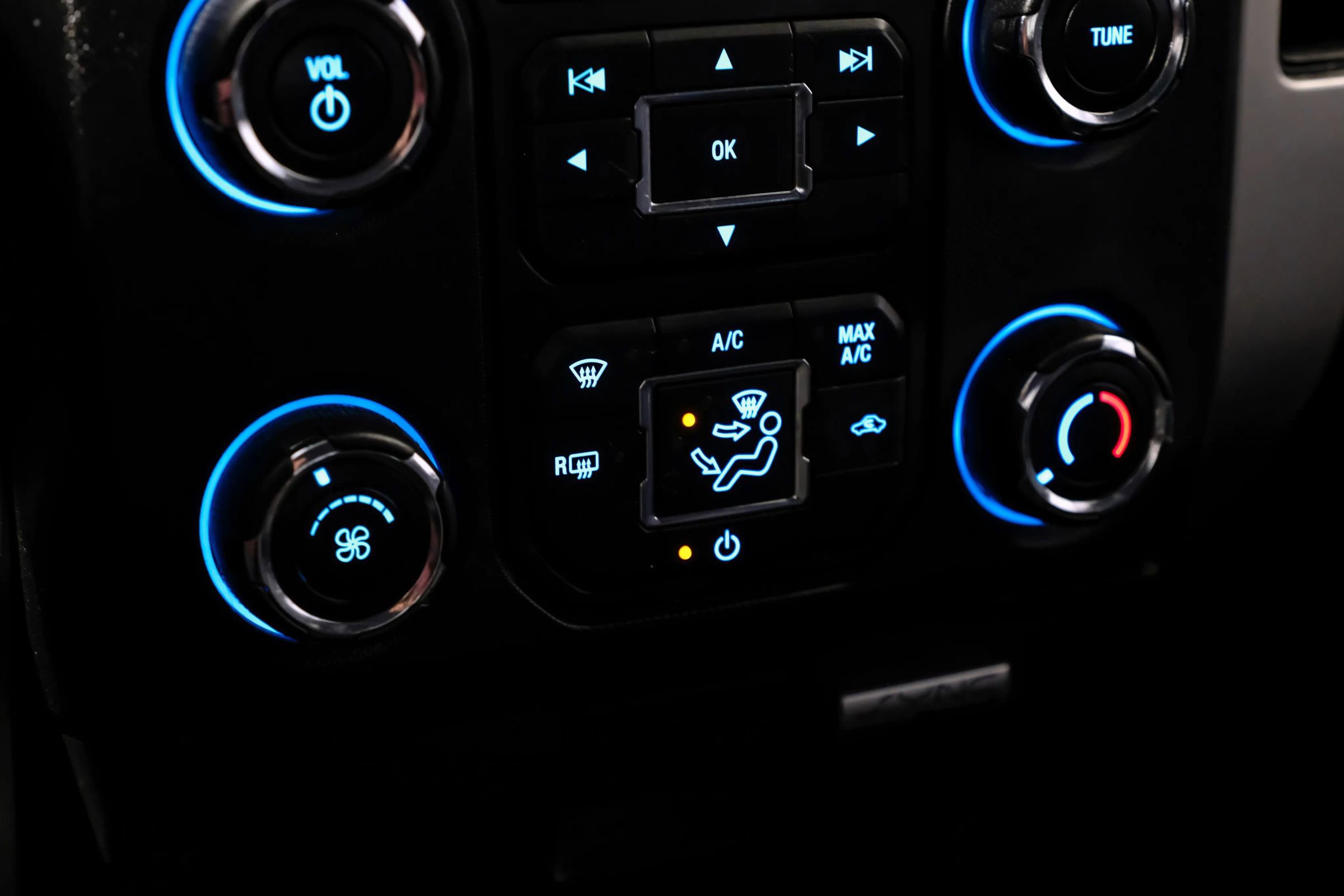 Used 2013 Ford F150 XLT w/ Luxury Equipment Group image 25