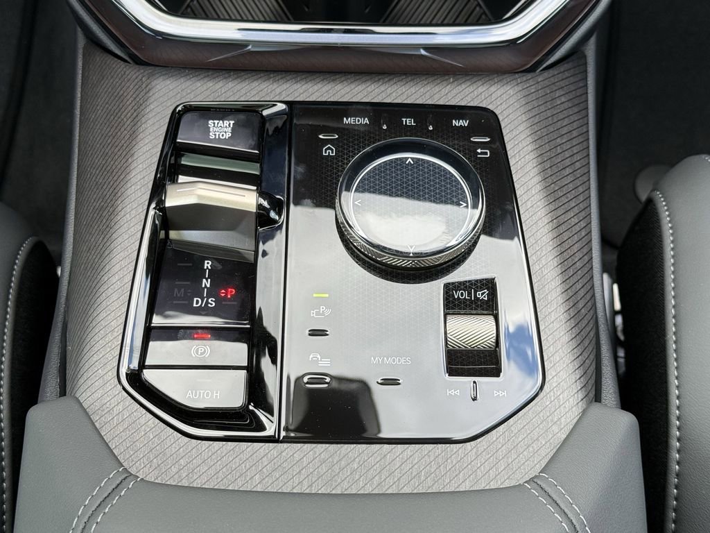 New 2025 BMW X3 xDrive30i w/ Premium Package image 18