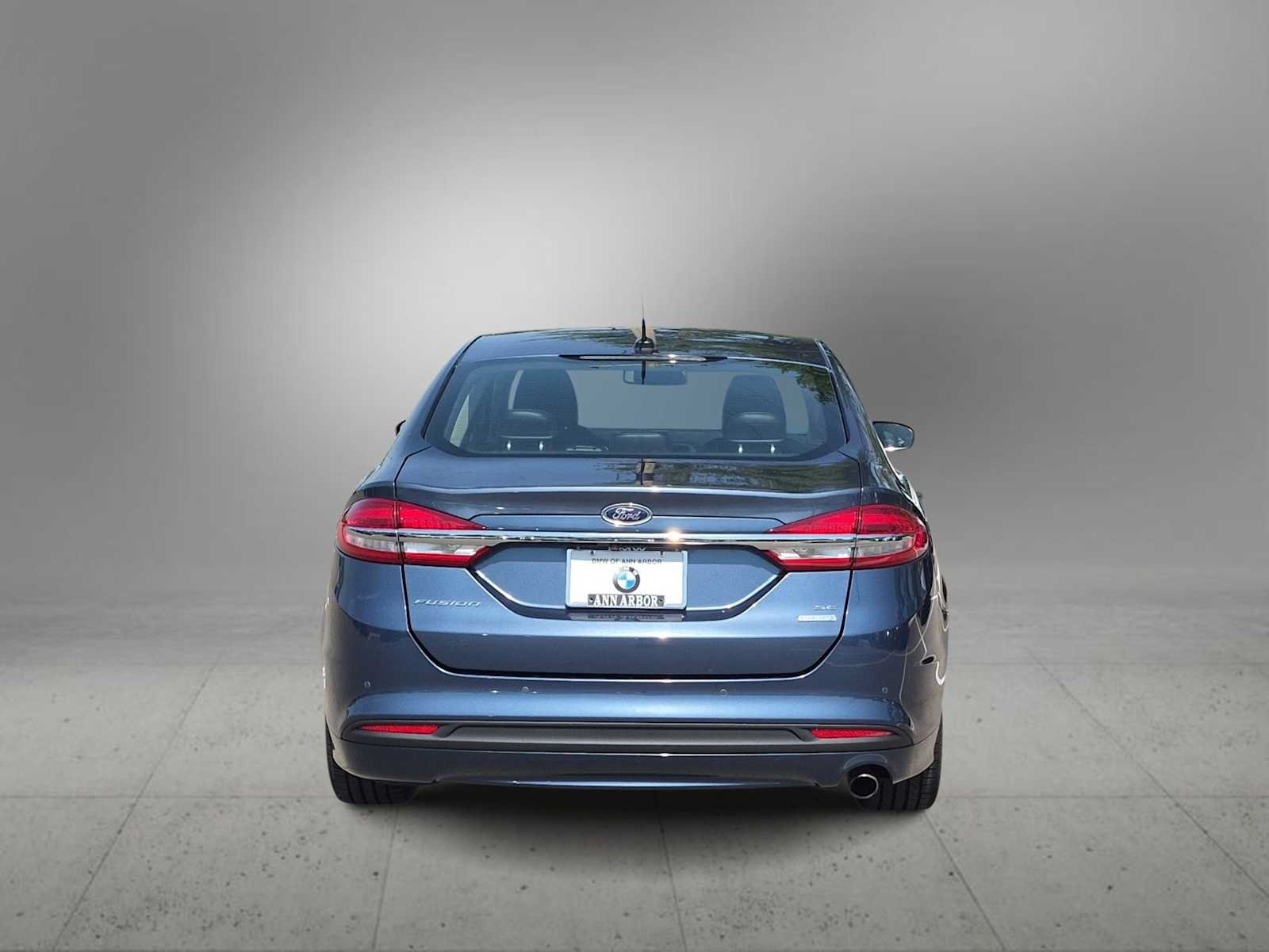 Used 2018 Ford Fusion SE w/ Fusion SE Technology Package FWD image 7