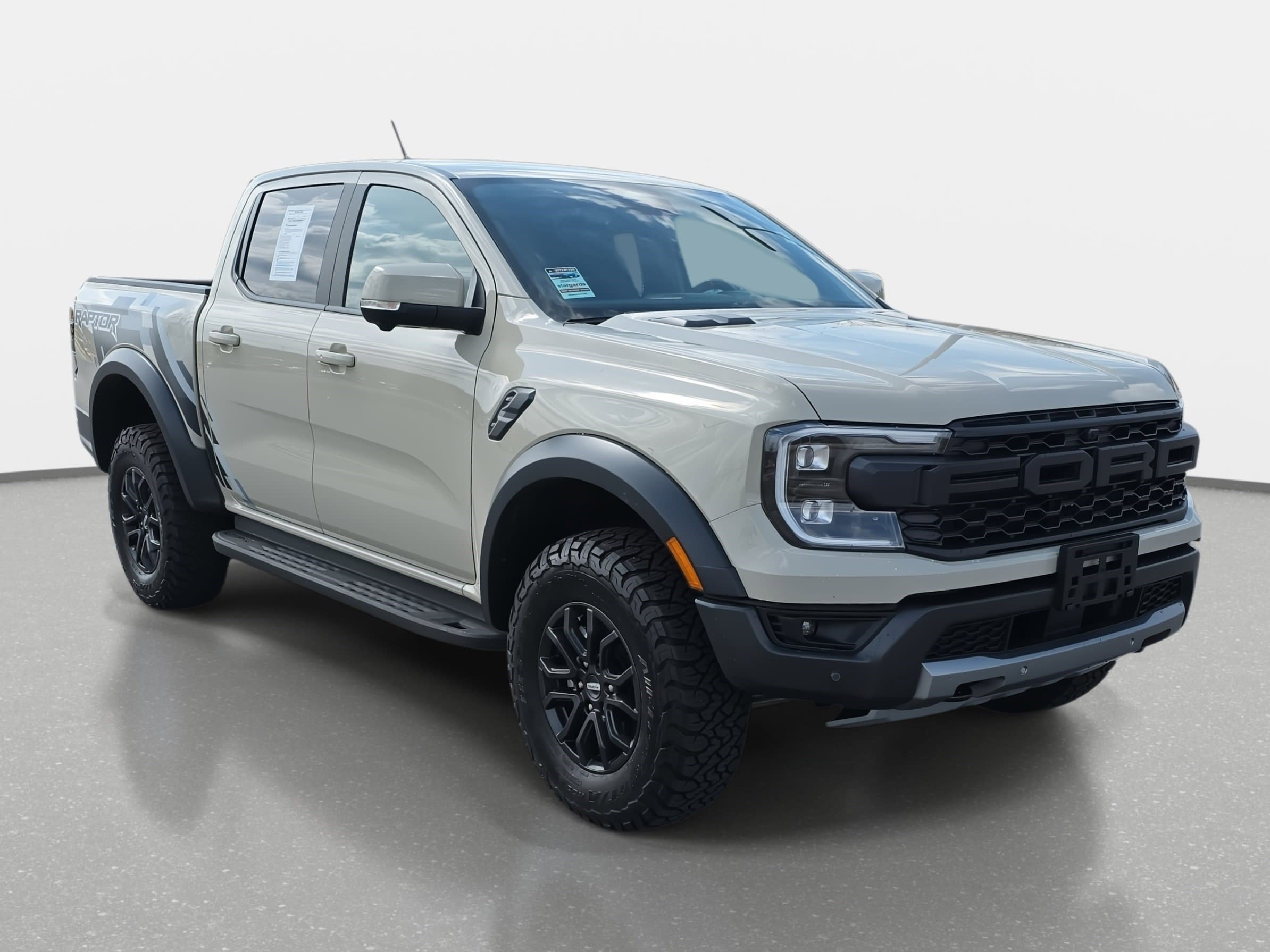 Used 2025 Ford Ranger Raptor image 3