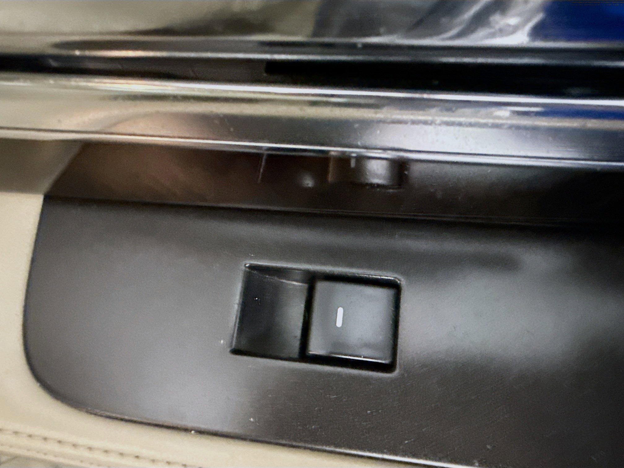 Used 2015 Lincoln Navigator 2WD image 31