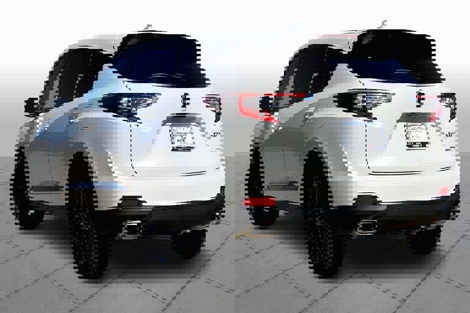 New 2026 Acura RDX SH-AWD image 11