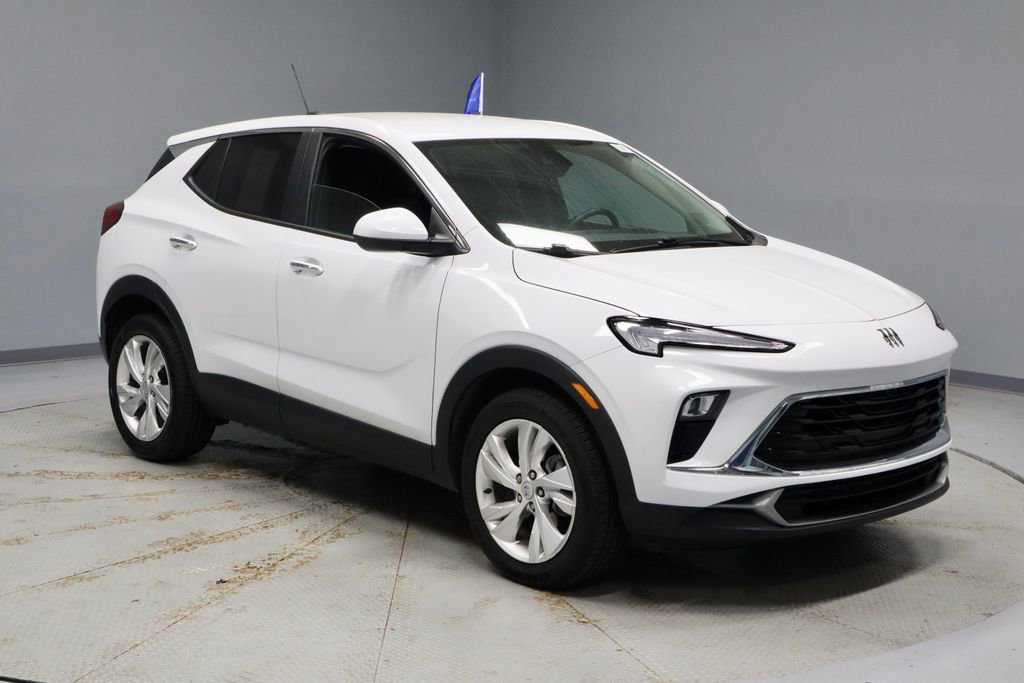 Used 2025 Buick Encore GX Preferred FWD image 1