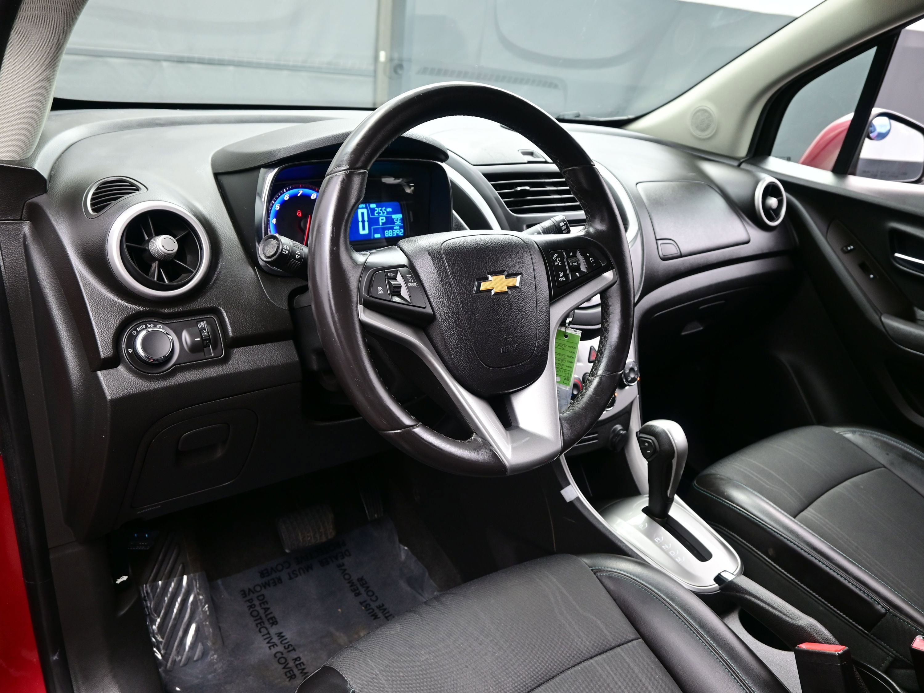 Used 2015 Chevrolet Trax LT w/ LT Plus Package FWD image 13