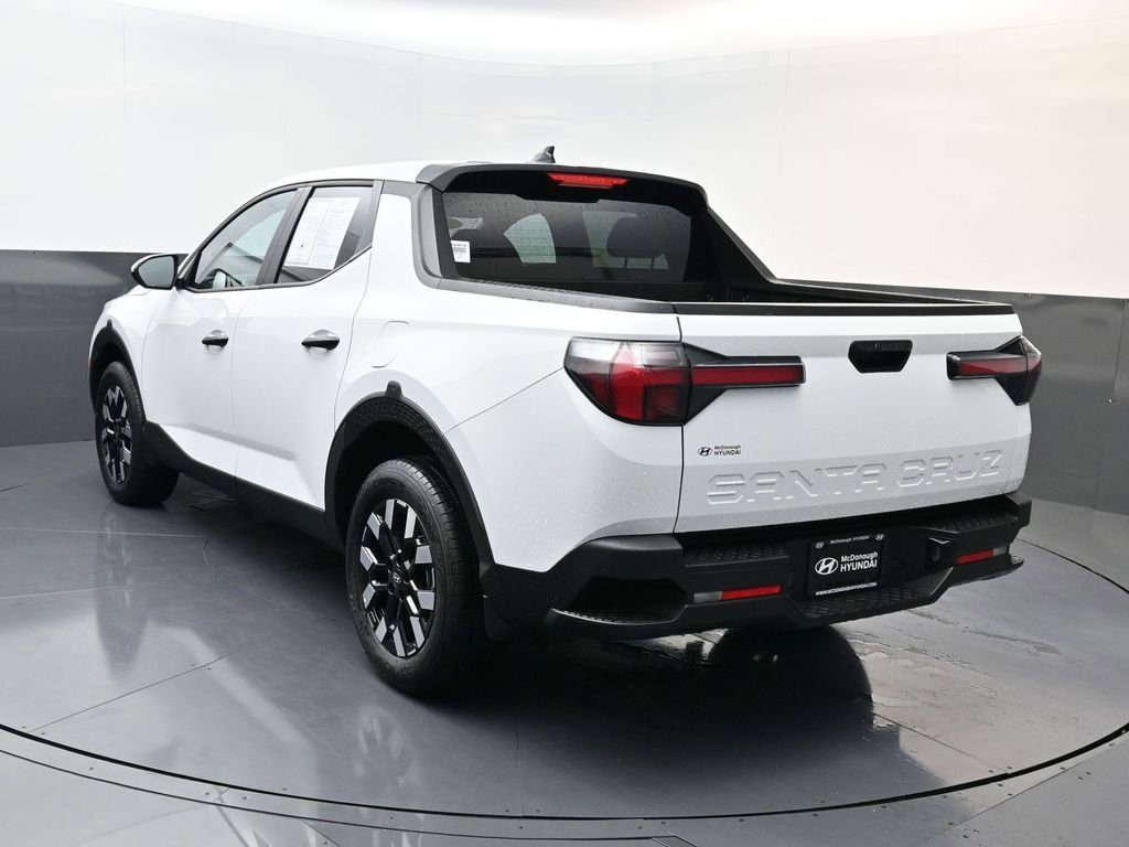 Certified 2025 Hyundai Santa Cruz SE image 6