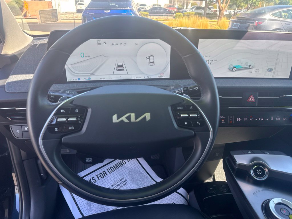 Used 2023 Kia EV6 Light RWD image 13