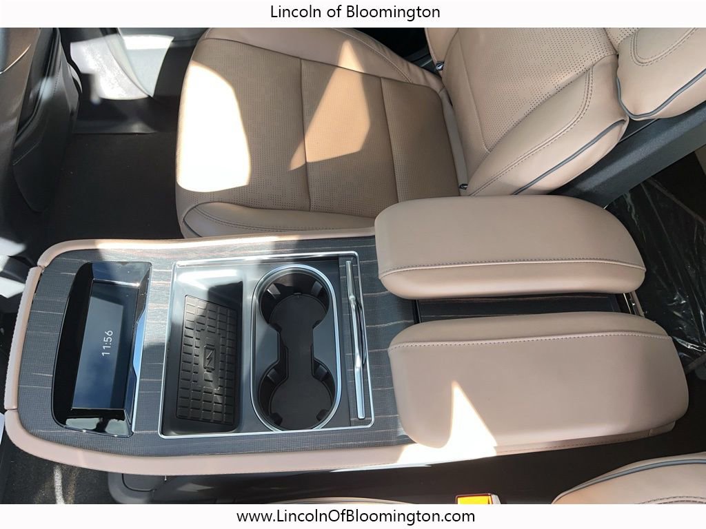 New 2025 Lincoln Navigator L Black Label image 23