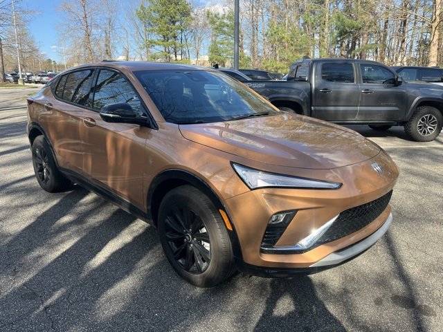 Used 2024 Buick Envista Sport Touring w/ Convenience I Package image 2