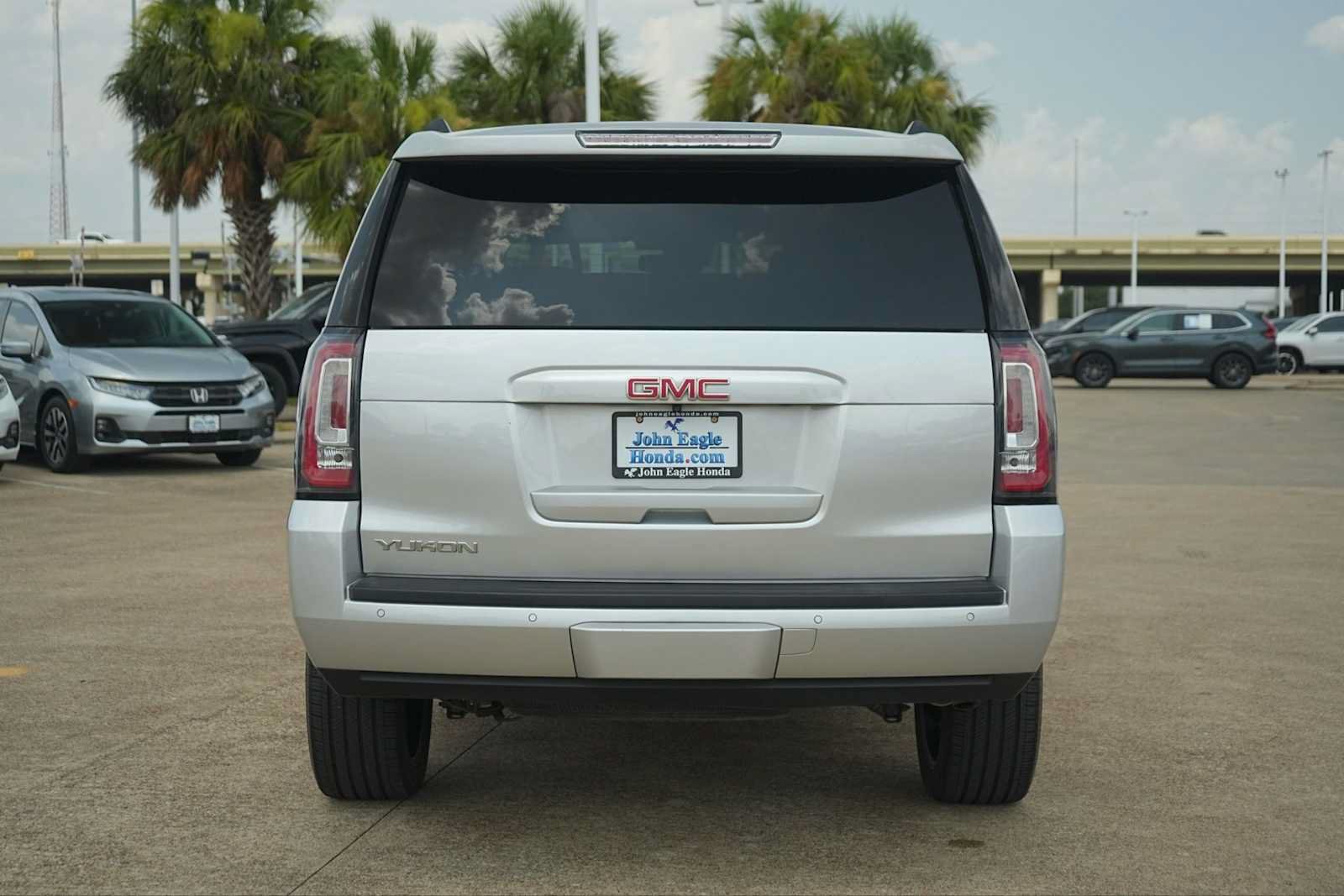 Used 2020 GMC Yukon SLT w/ Open Road Package AWD/4WD image 5