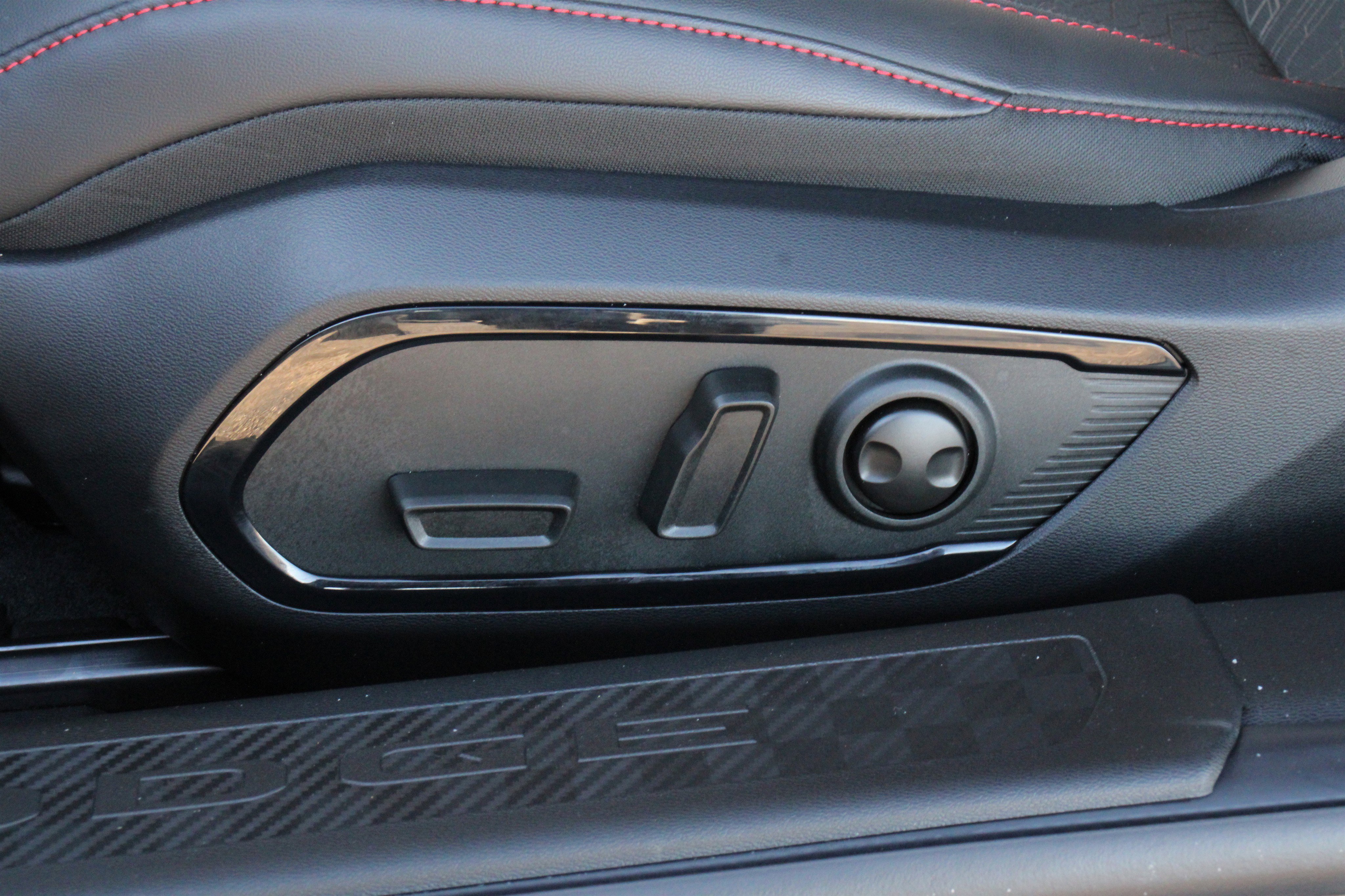 New 2026 Dodge Charger Scat Pack w/ Blacktop Package image 4