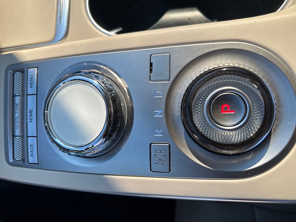 Used 2022 Genesis GV70 2.5T image 25