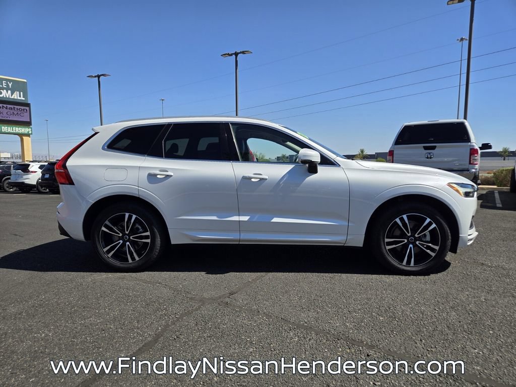 Used 2021 Volvo XC60 T5 Momentum w/ Climate Package FWD image 7