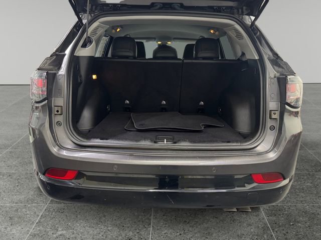 Used 2022 Jeep Compass Limited w/ Elite Group image 13