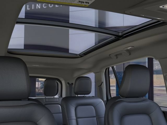 New 2026 Lincoln Aviator AWD image 24