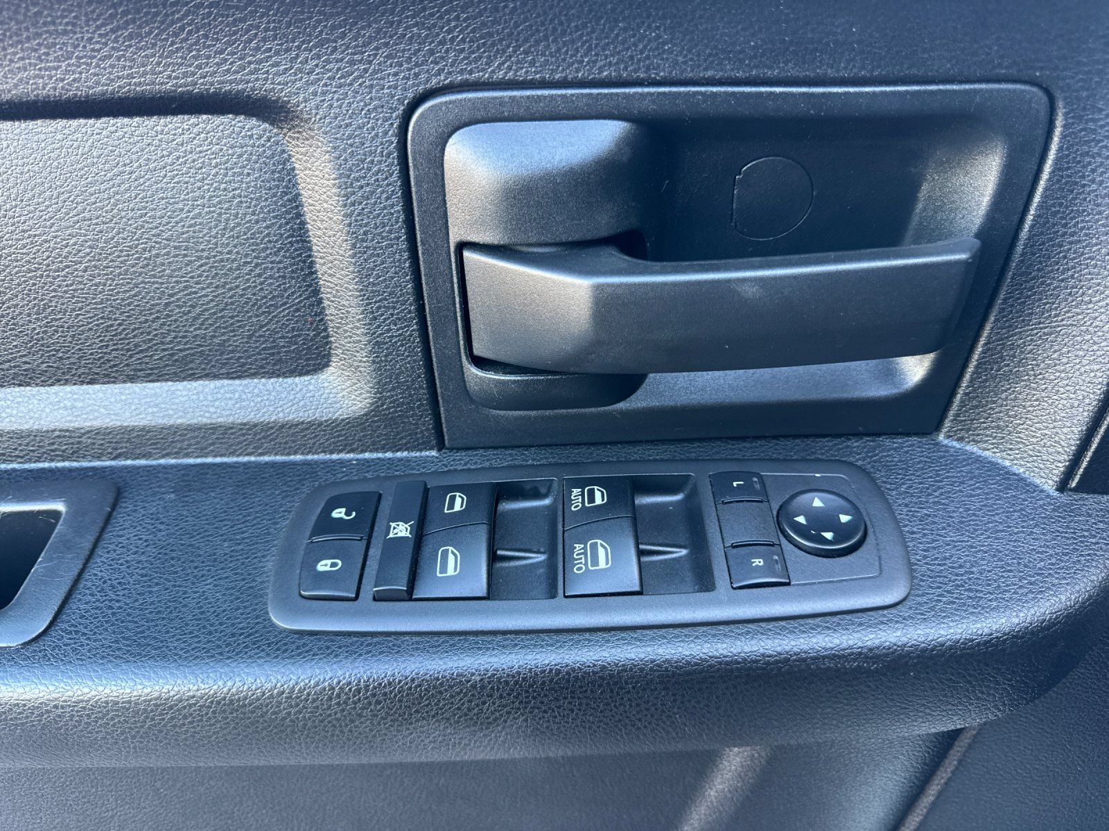 Used 2022 RAM 2500 Tradesman AWD/4WD image 11