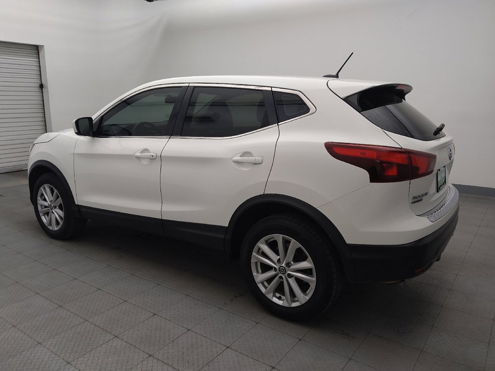 Used 2019 Nissan Rogue Sport S w/ Appearance Package image 3