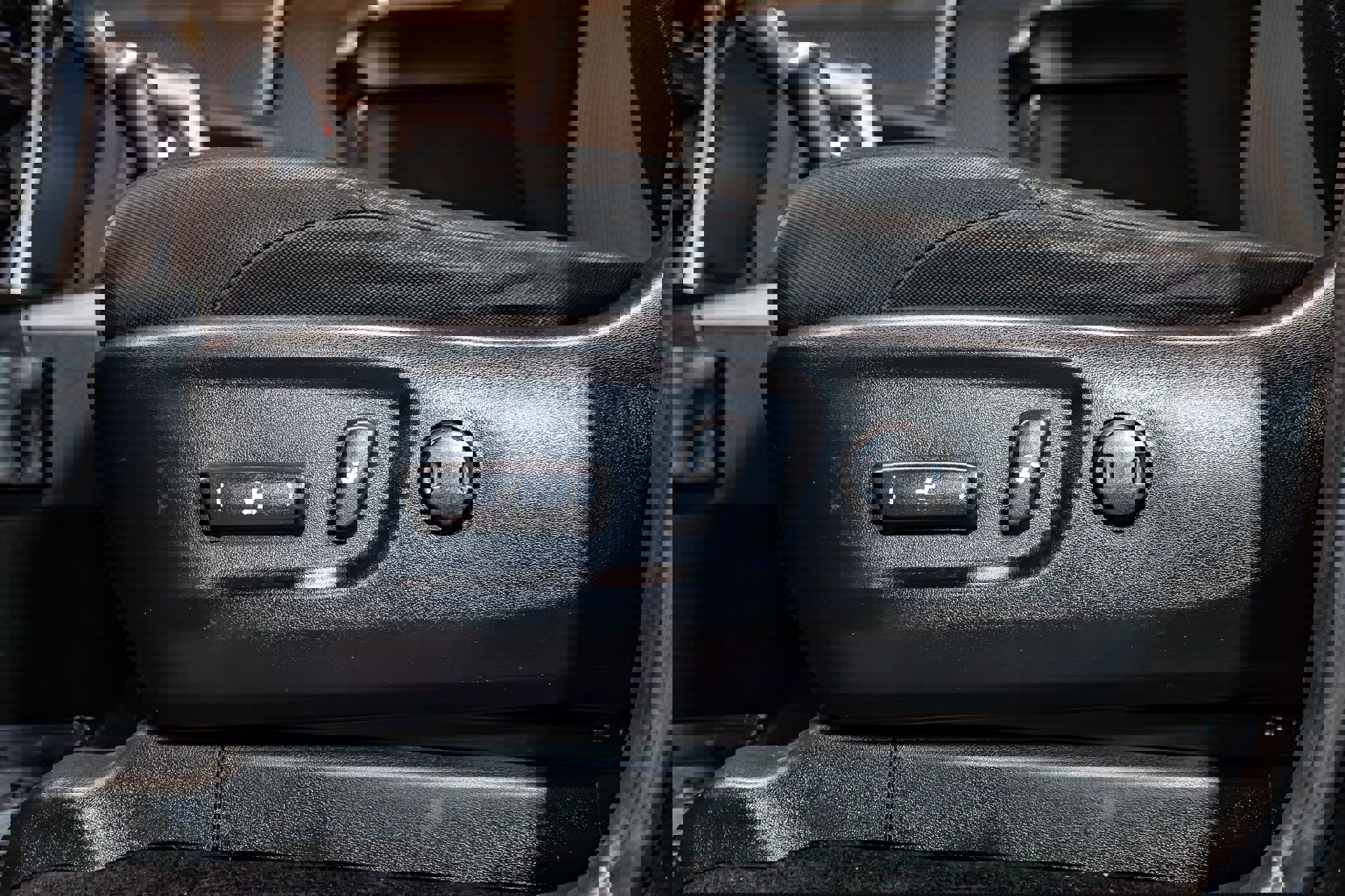 Used 2019 Toyota 4Runner SR5 RWD image 21