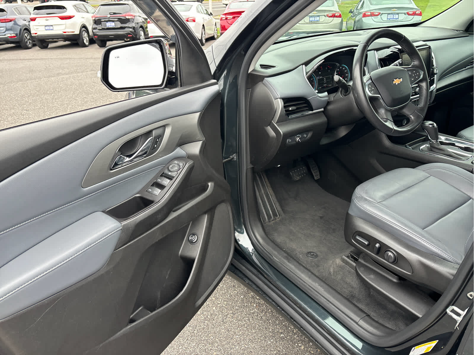 Certified 2019 Chevrolet Traverse LT w/ LPO, Floor Liner Package AWD/4WD image 7