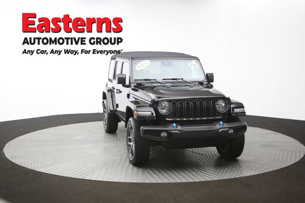 Used 2024 Jeep Wrangler Unlimited AWD/4WD image 54